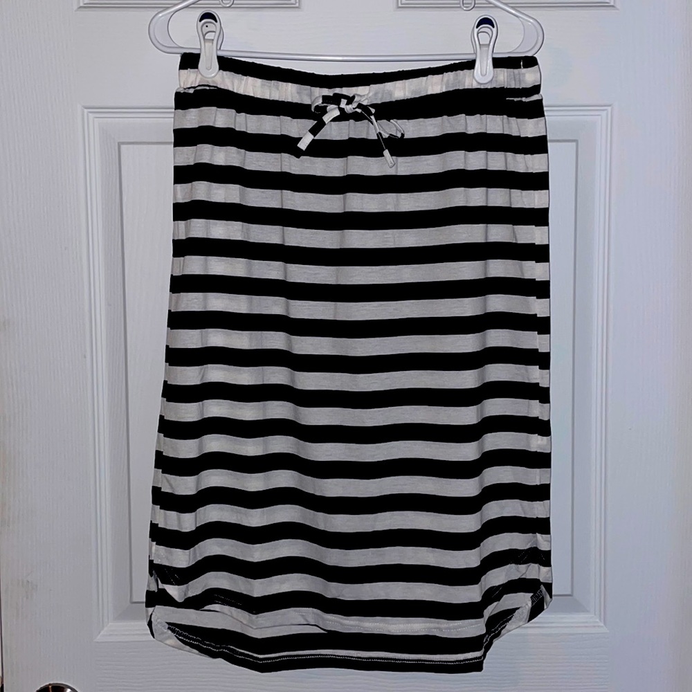 NWOT Tickled Teal Weekend Skirt-Large